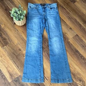 Lucky Brand Classic Denim Jeans Brooke flare denim light denim size 10 /30